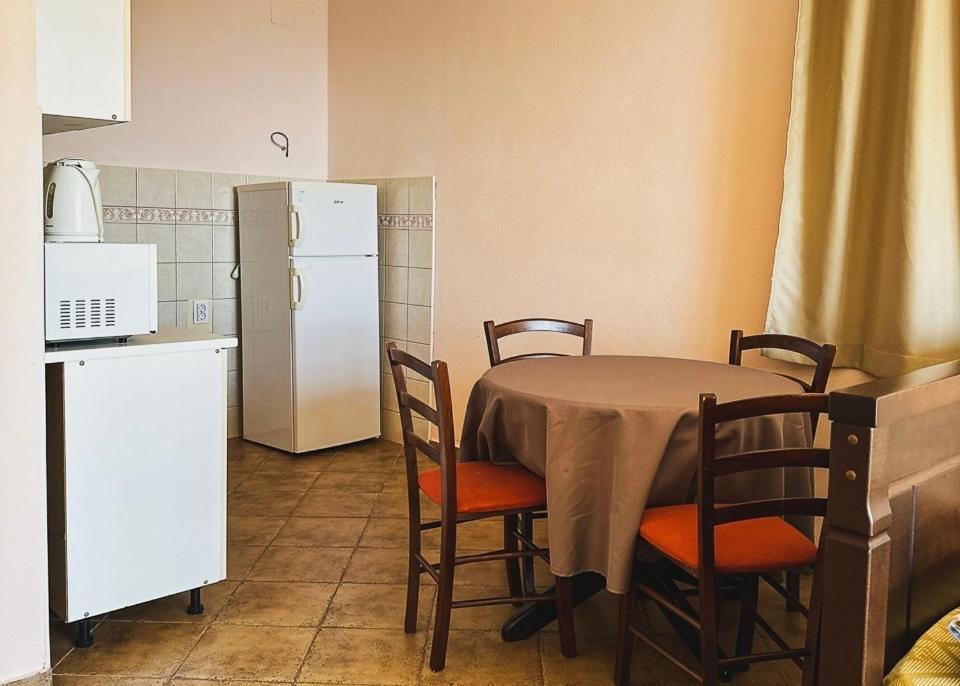 Green Line Guesthouse Bar Zewnętrze zdjęcie