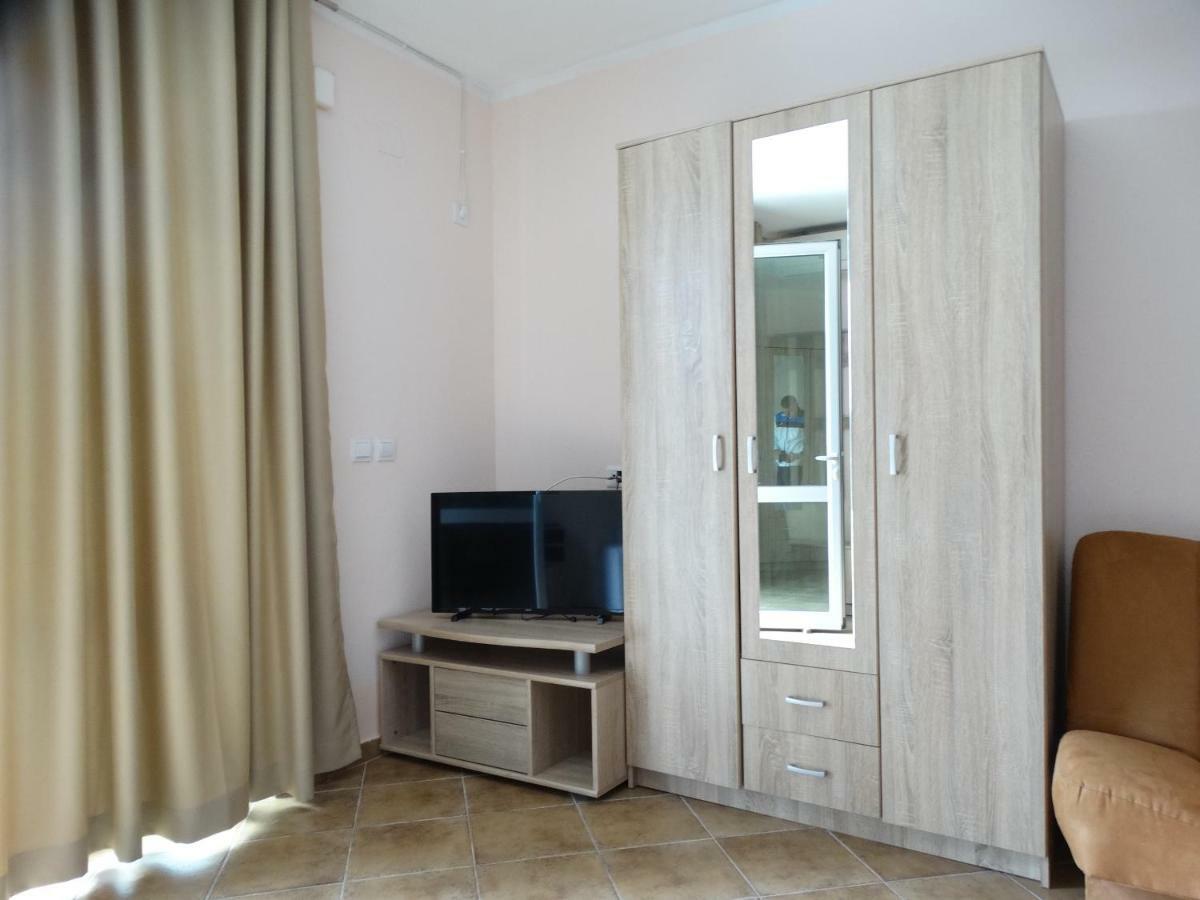 Green Line Guesthouse Bar Zewnętrze zdjęcie